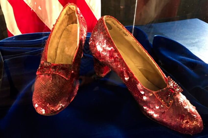 man charged with stealing wizard of oz slippers from minnesota museum expected to plead guilty