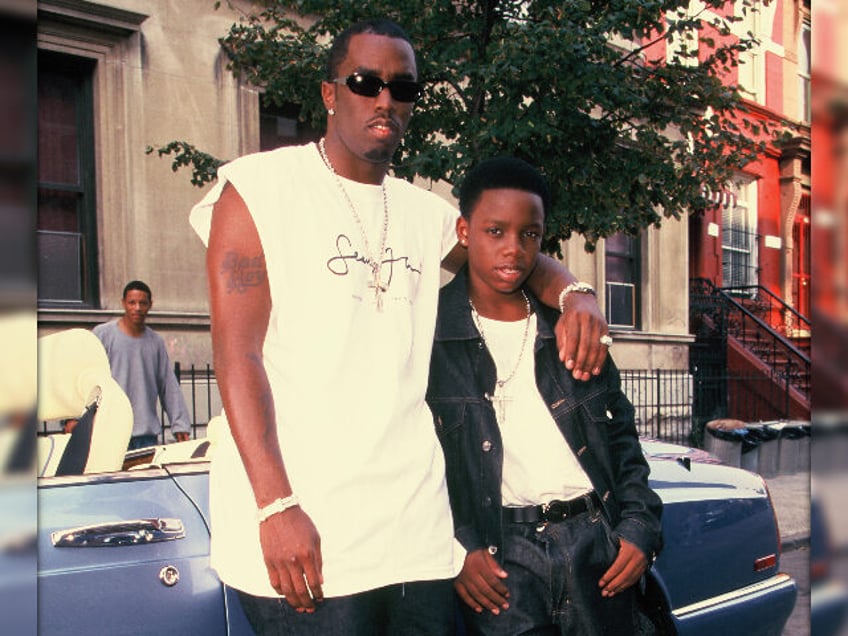 BROOKLYN, NEW YORK - JUNE, 1998: (EXCLUSIVE COVERAGE) Sean "Puff Daddy" Combs an