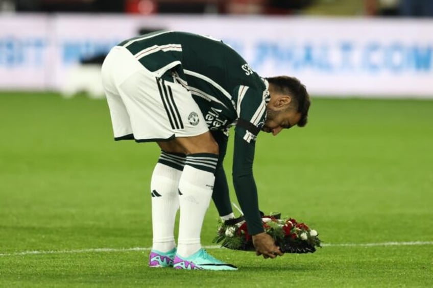 man utd win on emotional night following death of charlton