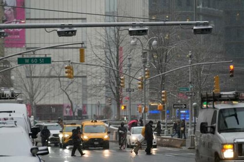 manhattan traffic drops 75 percent after new yorks congestion toll takes effect