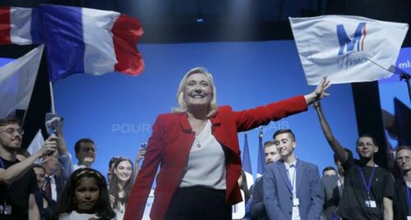 marine le pen is now frances second most popular politician