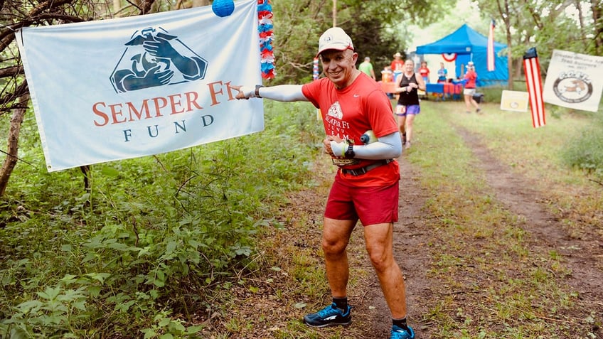 hank donigan at omaha nebraska marathon