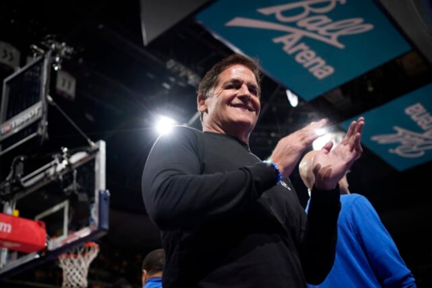 mark cuban working on 35b sale of dallas mavericks to sands casino family ap source says