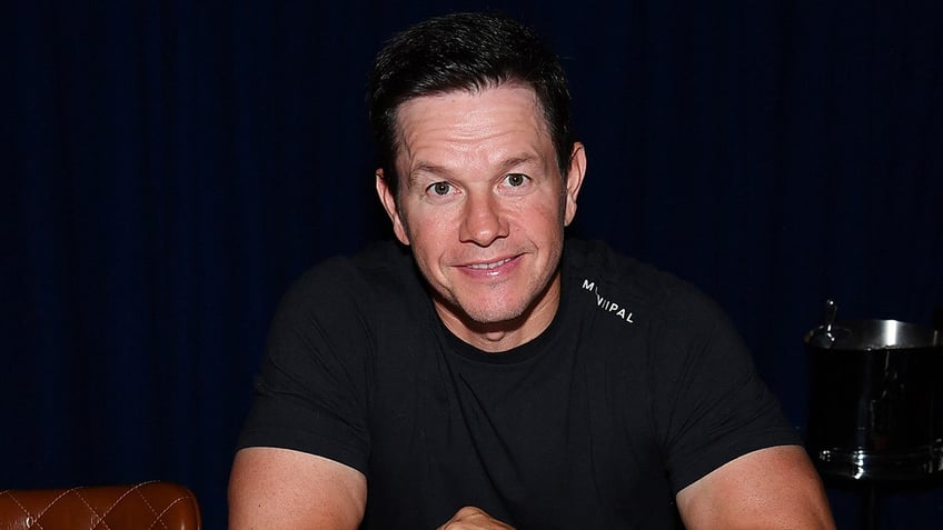 mark wahlberg regrets skipping college sorority and fraternity life after visiting daughters campus