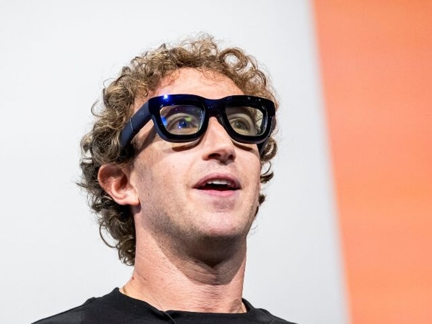 Mark Zuckerberg amazed by his dorky glasses