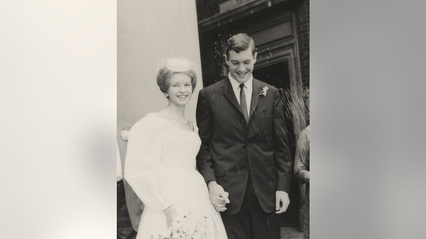 martha and andrew stewart wedding photo