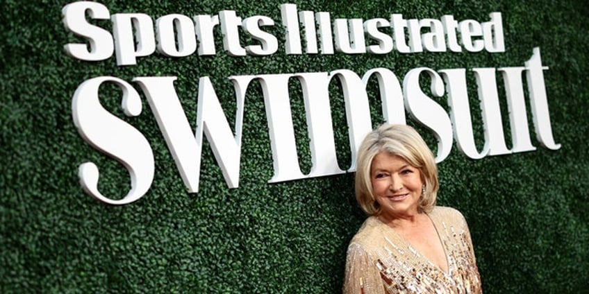 martha stewart reveals how she got in shape for sports illustrated cover and the one thing shell never do