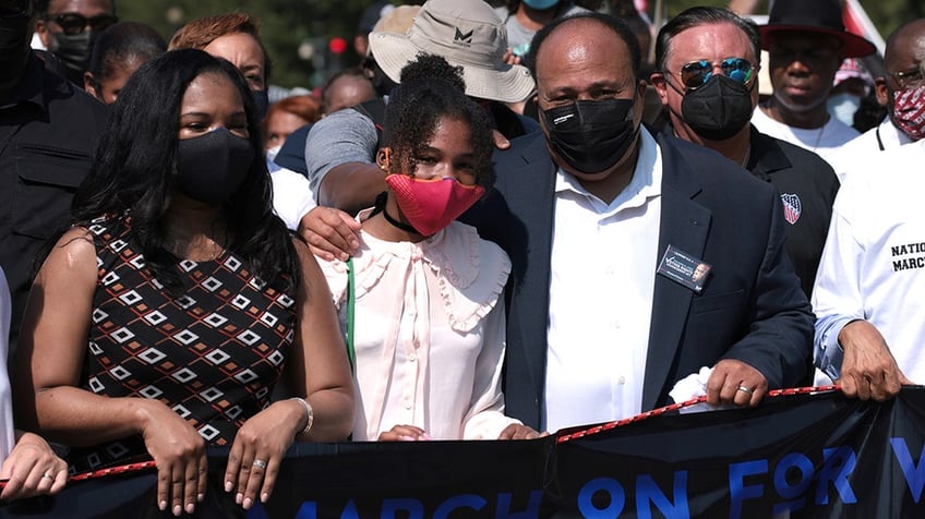 Arndrea King, Martin Luther King III and their daughter