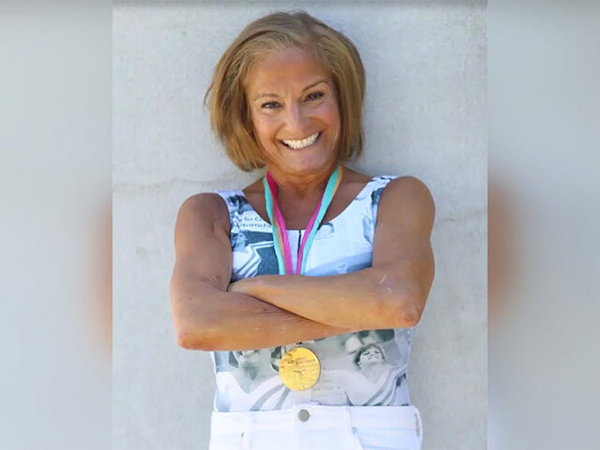 mary lou retton making remarkable progress in pneumonia fight