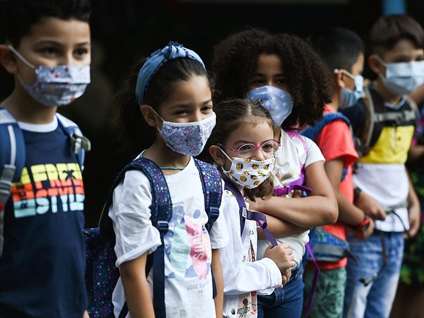 masks return some us hospitals reinstate mask policies