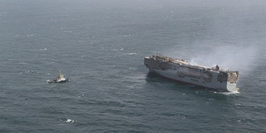 massive cargo ship fire self extinguishes after nearly 1 week salvage efforts underway