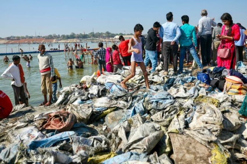 Thousands of sanitation workers cleaned up 20,000 tonnes of waste left by hundreds of mill