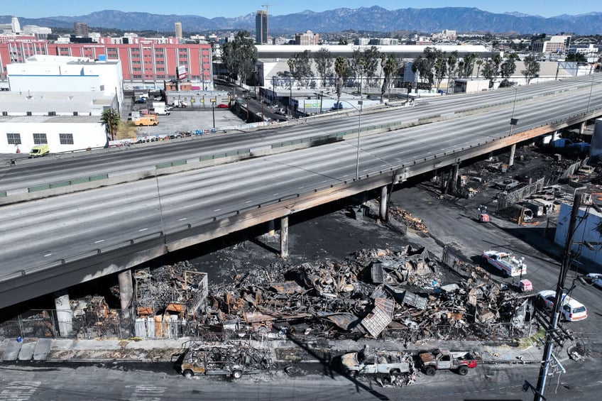 massive homeless encampment fire shuts down los angeles freeway indefinitely