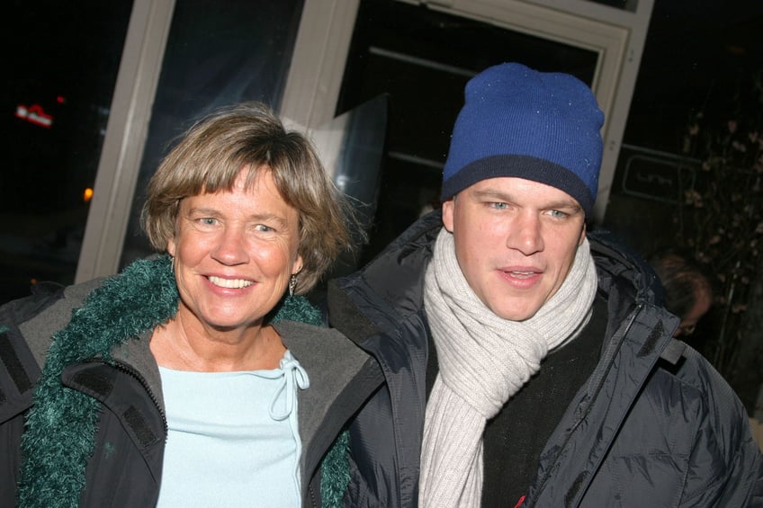 matt damon spent first big paycheck helping his mom and brother