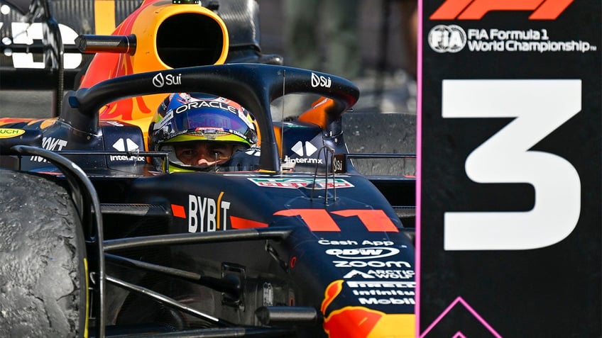 max verstappen wins hungarian grand prix to give red bull its 12th straight win