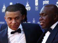 Mbappe wins award for France’s player of the year