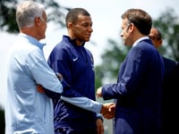 Mbappé’s expected move to Real Madrid looks set to be announced. He tells Macron ‘yes, this evening’
