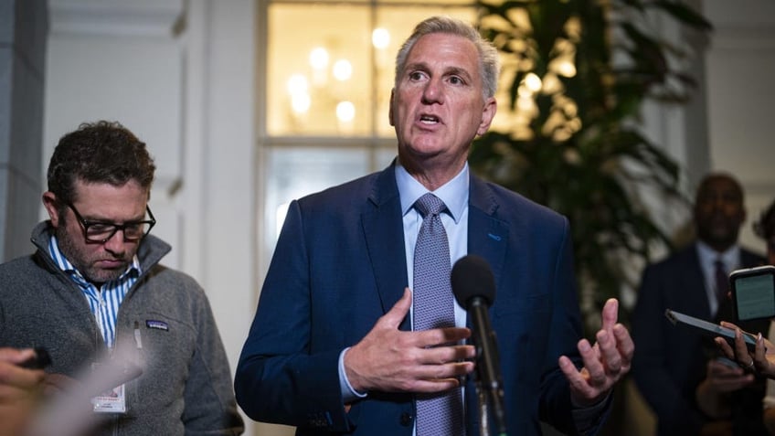 mccarthy unveils new plan to avoid shutdown at closed door house gop meeting