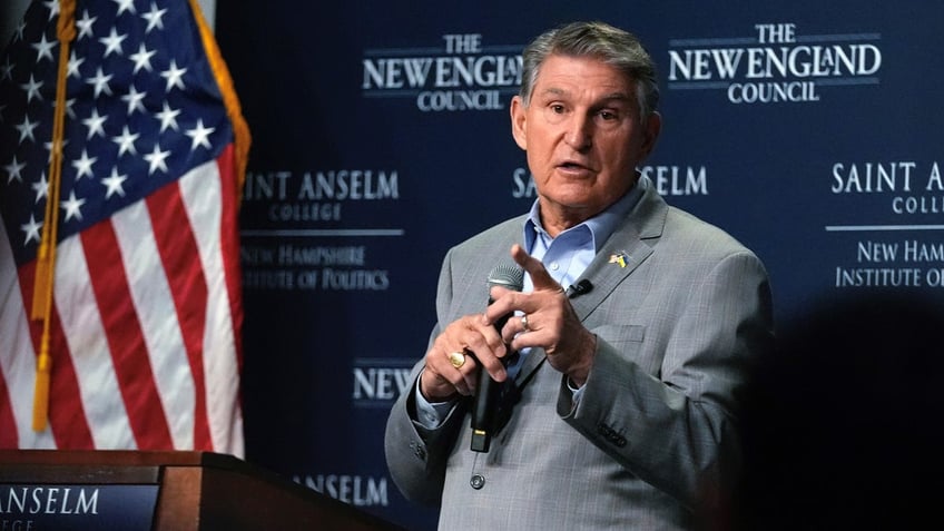 Manchin speaking at New Hampshire event