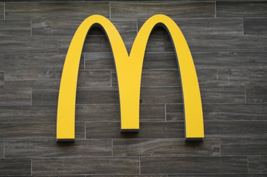 mcdonalds burger empire set for unprecedented growth over the next 4 years with 10000 new stores