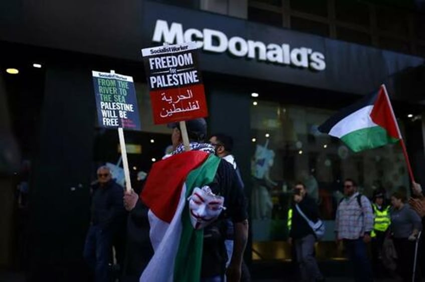 mcdonalds buys up all israeli franchise restaurants after boycott hits sales