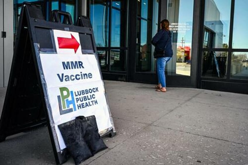 measles cases in us climb to highest number in 33 years cdc