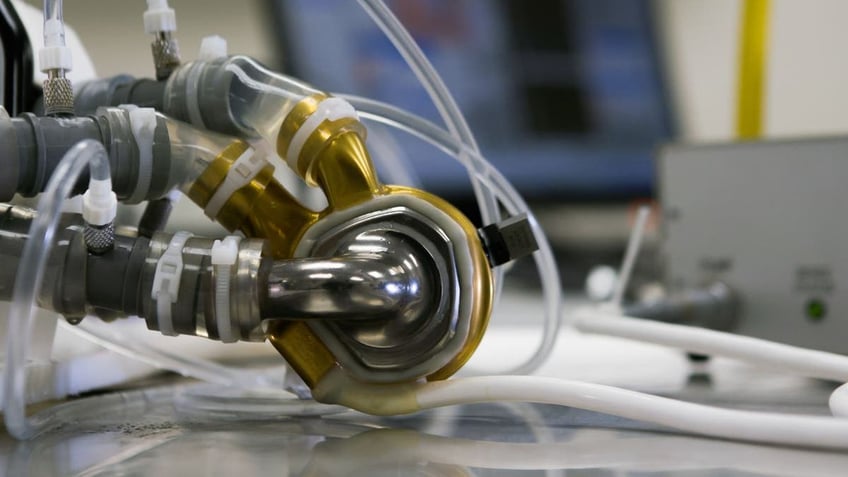 Mechanical artificial heart is using high-speed rail tech to keep patients alive