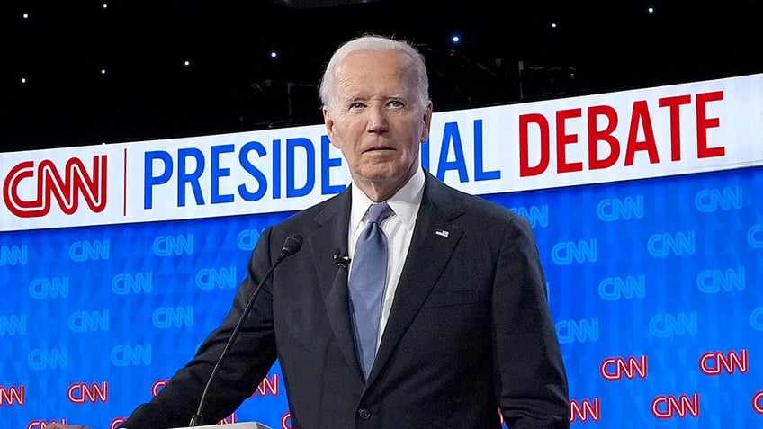 media in total meltdown over bidens disaster performance and more top headlines