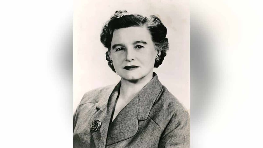 Margaret Rudkin purchased Pepperidge Farm in 1926