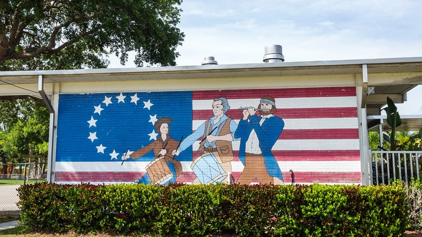 Betsy Ross flag mural