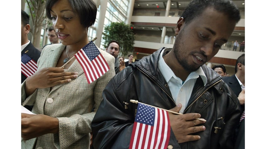 meet the american who wrote the pledge of allegiance francis bellamy found ally in nations top teachers