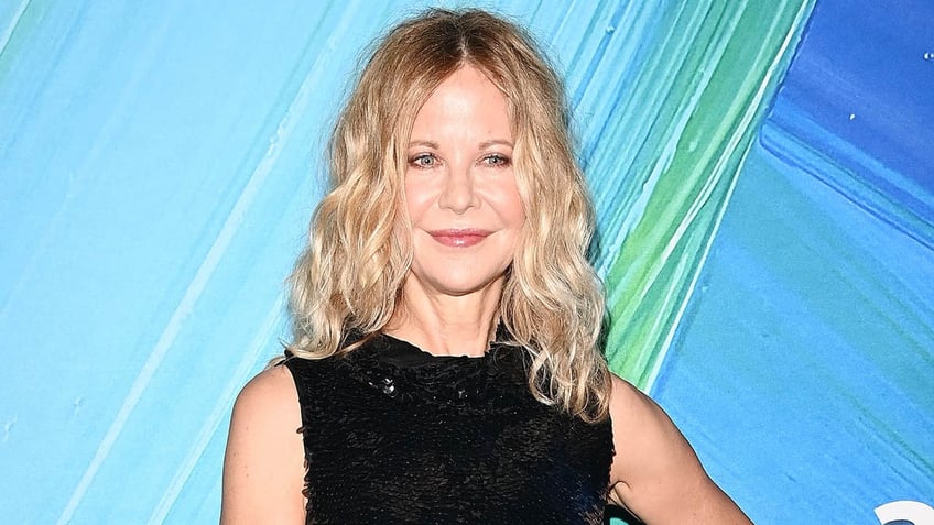 meg ryan says shes not a good famous person as she launches hollywood comeback