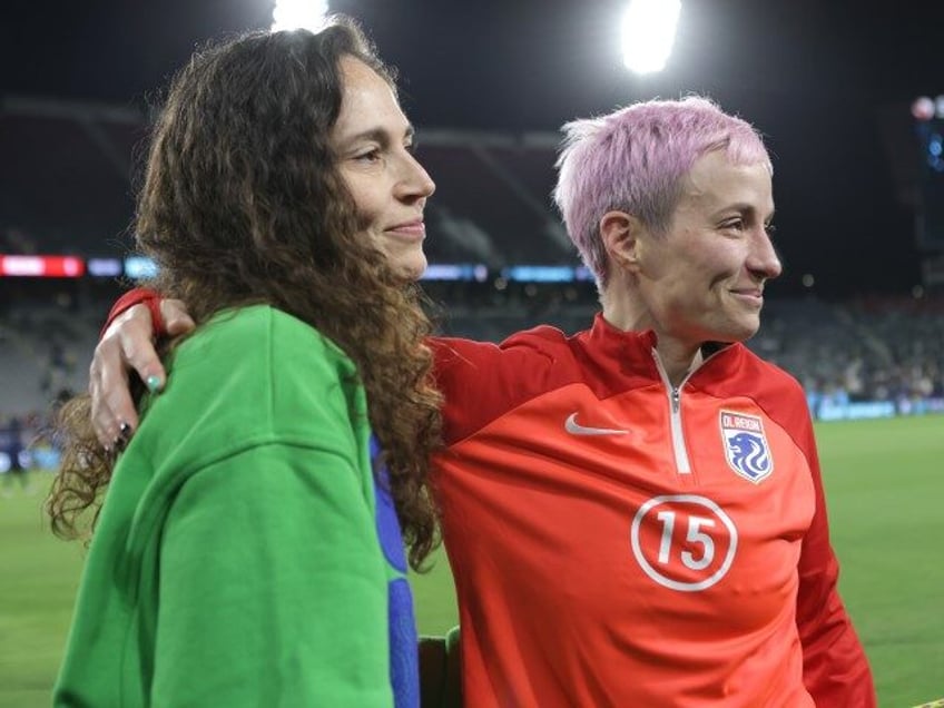 Sue Bird (L) comforts Megan Rapinoe #15 of OL Reign following the 2023 NWSL Championship a