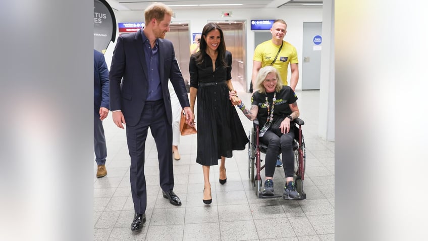 meghan markle joins prince harry at invictus games