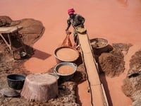 Mercury fuels gold mining in Senegal. And it’s poisoning the people who use it
