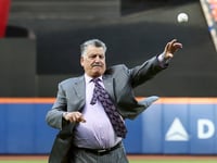 Mets broadcaster Keith Hernandez's oblivious reaction to near-miss foul ball sends SNY booth into hysterics