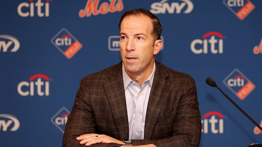 mets general manager resigns from role shortly after team brings in new president of baseball operations