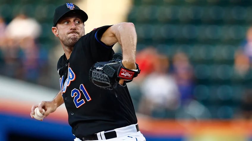 mets gm denies teams rebuilding as max scherzer trade to rangers becomes official