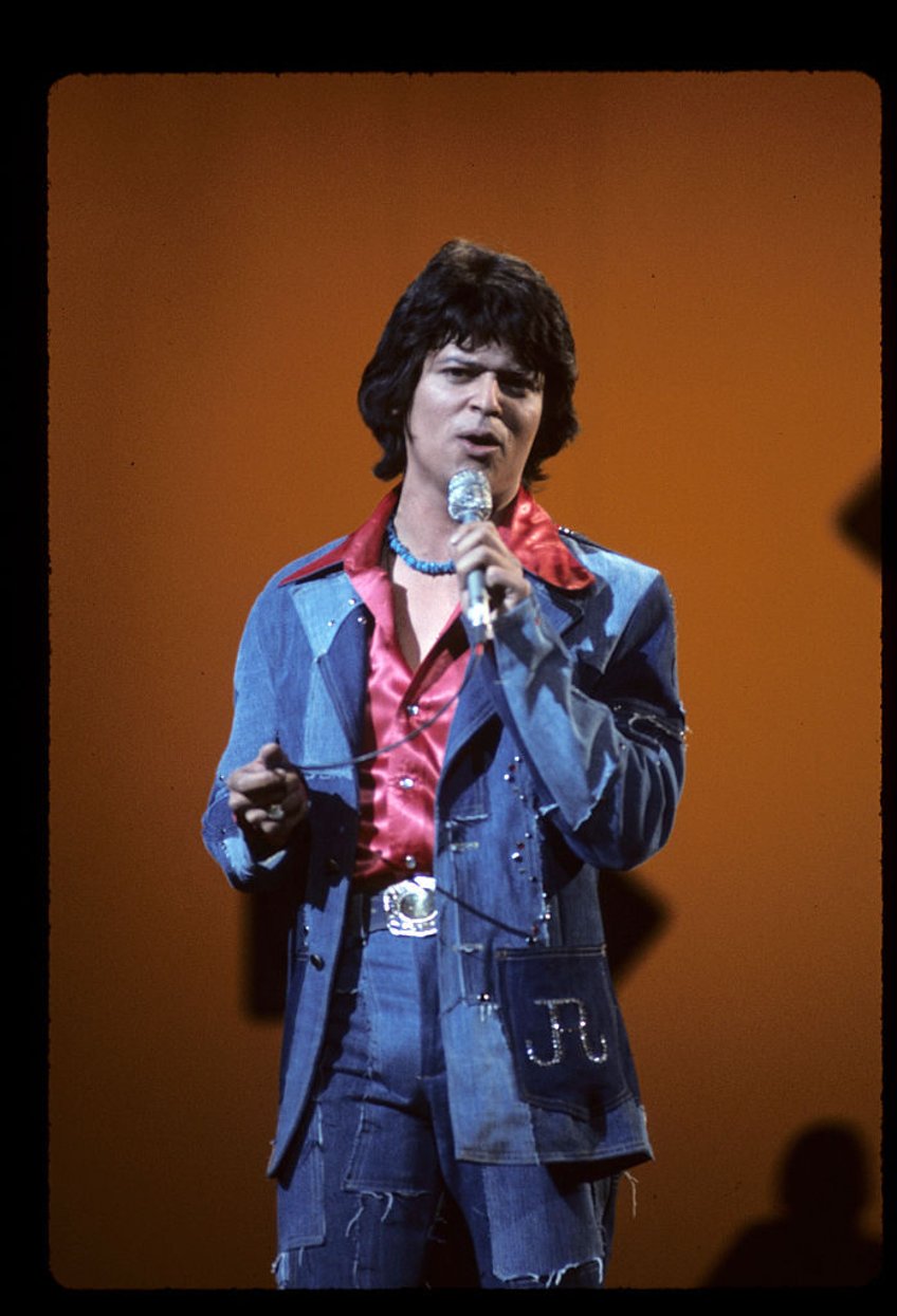 mexican american singer johnny rodriguez whose 1970s country hits topped charts dies at 73