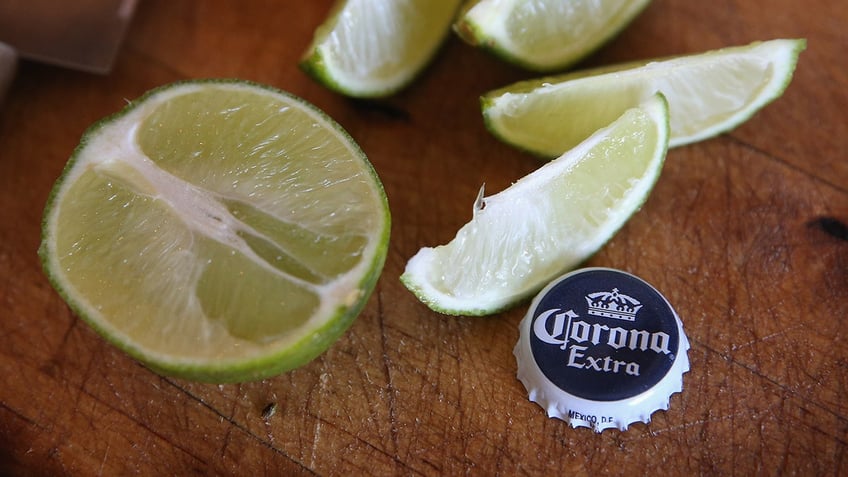 Corona beer cap with limes