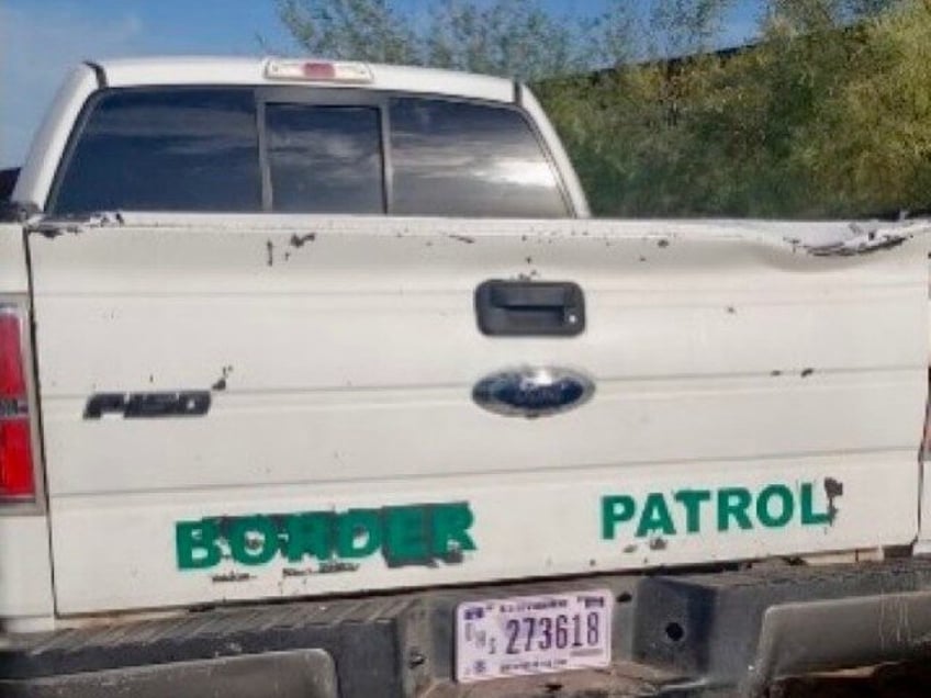 mexican police arrest human smuggler migrants in cloned border patrol truck