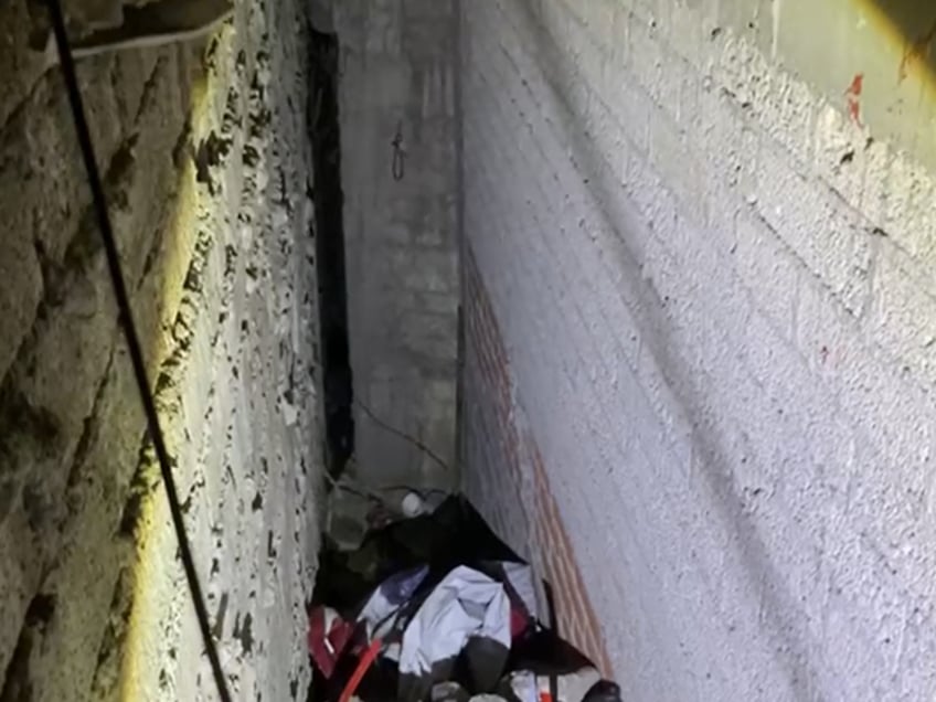 mexico city drug dealers used tunnel to move drugs undetected say police