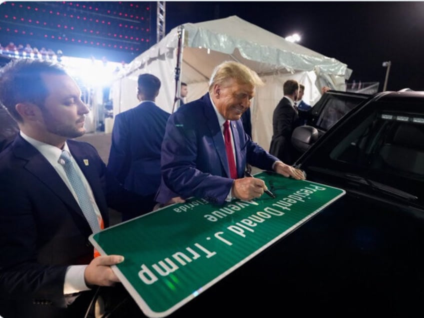 Trumo Signs Donald J. Trump Ave. Road Sign, Commissioner Kevin Marino Cabrera (@KMCabreraF