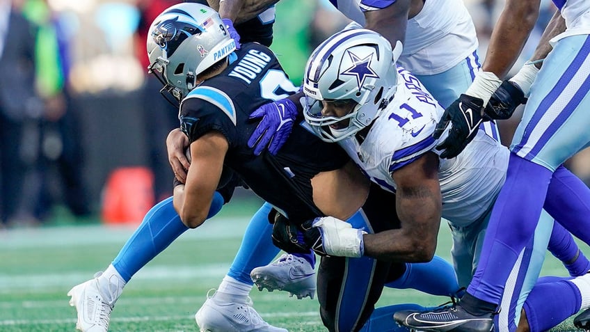 micah parsons milestone moment with cowboys was nearly upended over pregame energy powder