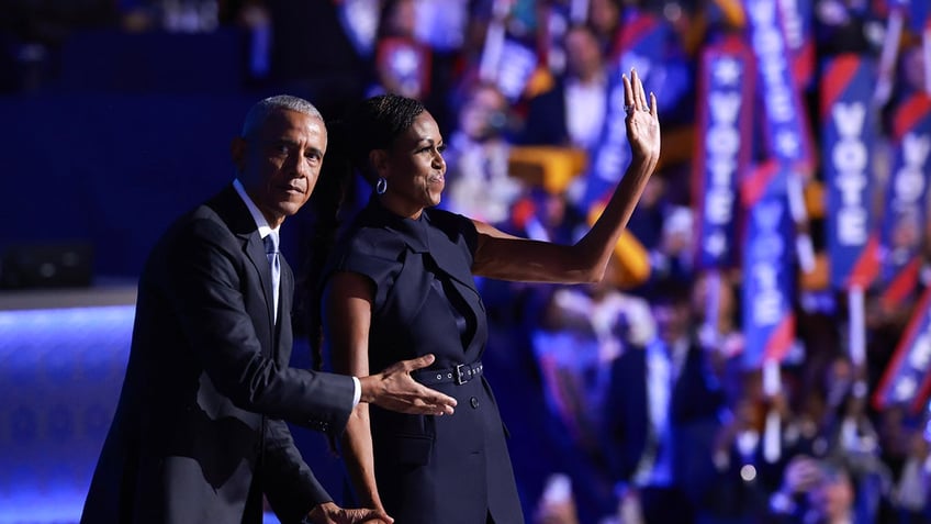 Obamas on DNC stage