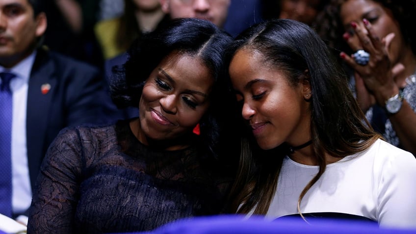 Michelle Obama and daughter