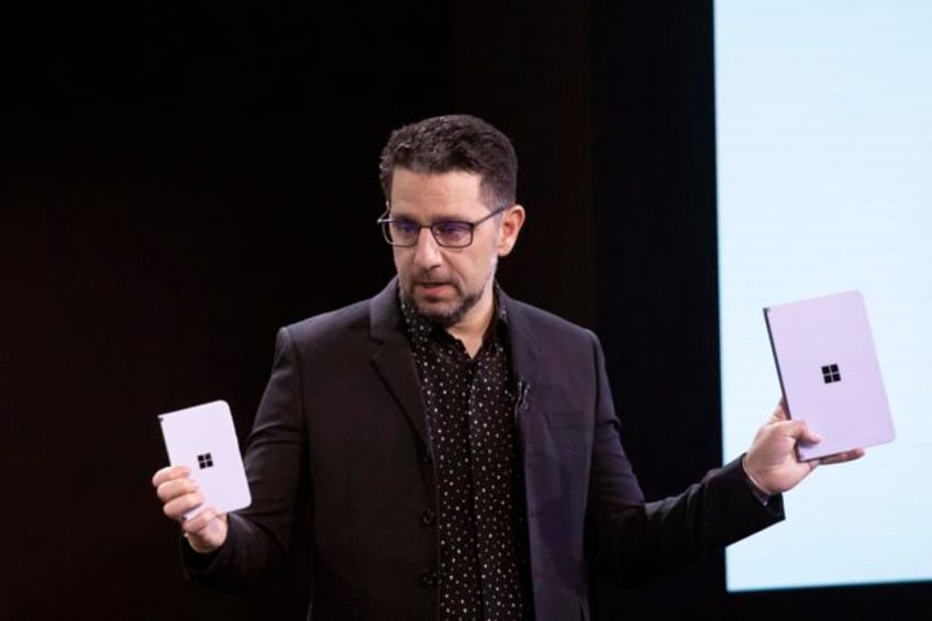 microsofts chief product exec to step down panos panay was behind surface devices and windows 11