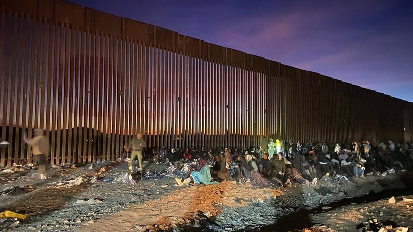 migrant crisis smashing new records amid fresh surge at southern border