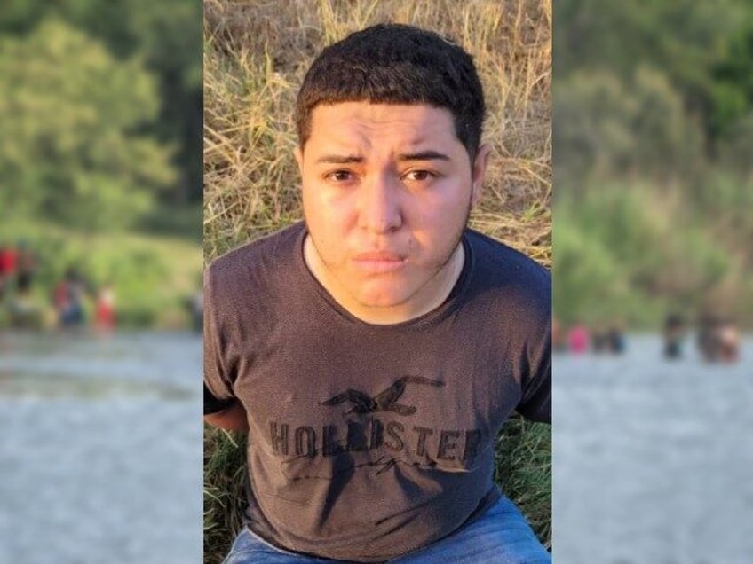 migrant smuggler arrested at border with child porn on phone say texas cops