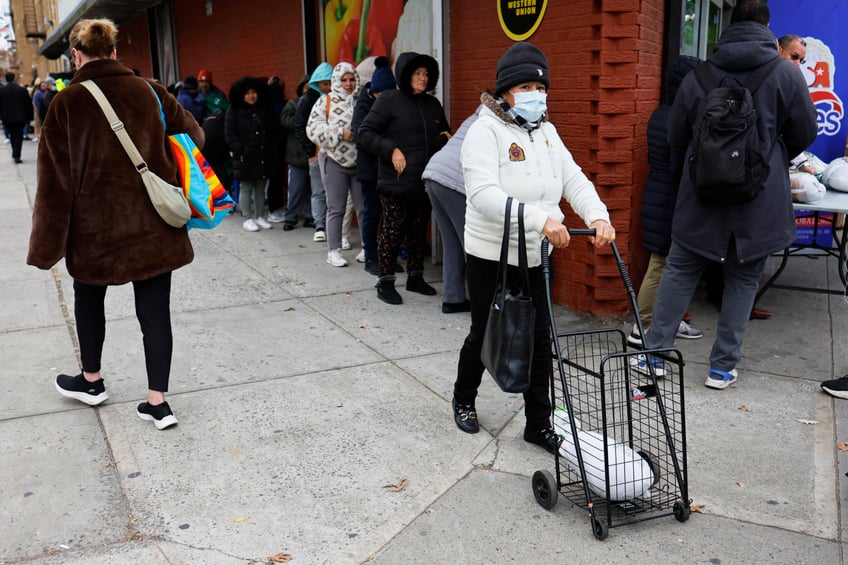 migrants get free turkeys for thanksgiving ahead of low income new yorkers